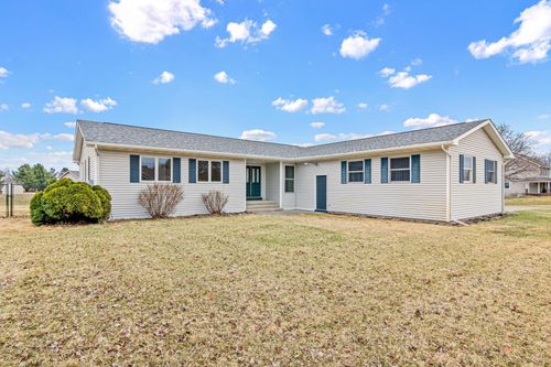 17213 Van Buren St Ne, Ham Lake, MN, 55304-4170 | Card Image