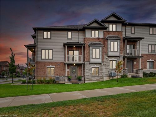 101 Mallard Trail, Waterdown, ON, L8B1W5 | Card Image