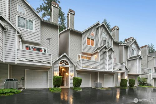 apt-e4-601 12th Ave Nw, Issaquah, WA, 98027-2668 | Card Image