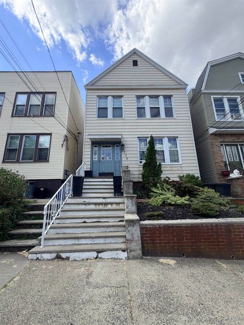 2-138 West 30th St, Bayonne, NJ, 07002-0000 | Card Image