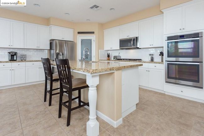 27 Rustic Ct, House other with 5 bedrooms, 3 bathrooms and 3 parking in Oakley CA | Image 11