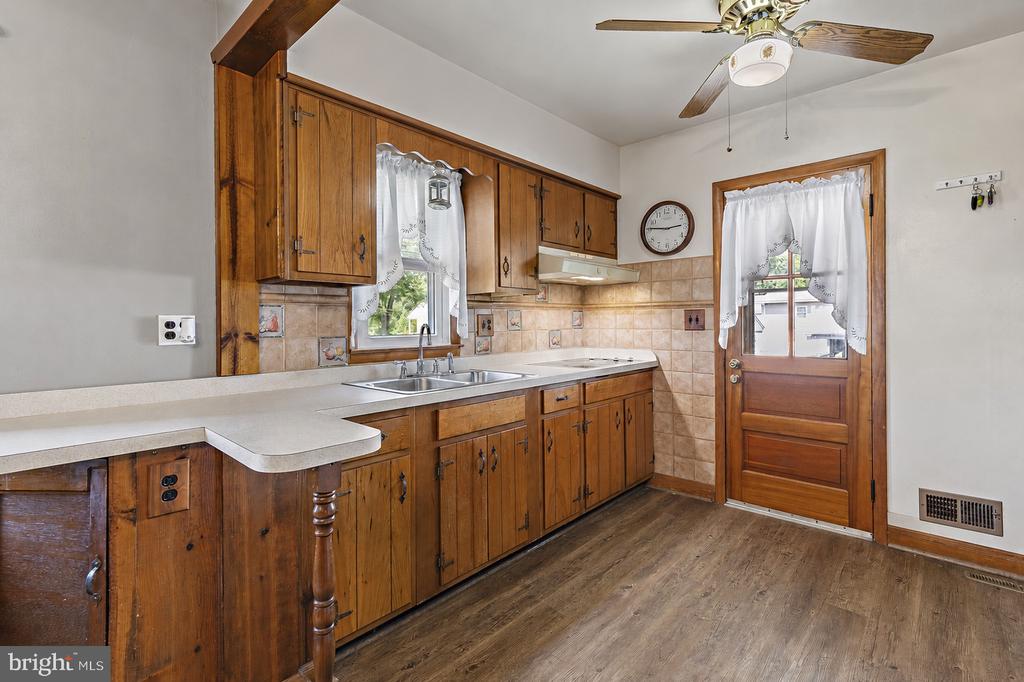 Residential in WHITE MARSH 5