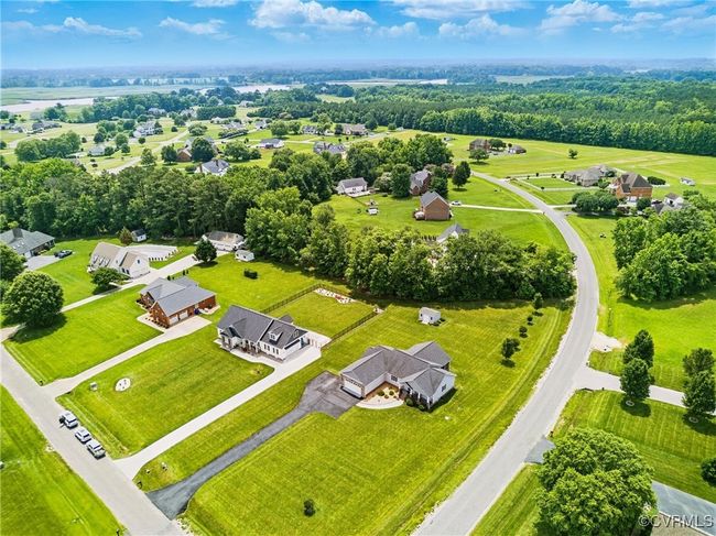 112 Rosemary Ct, House other with 3 bedrooms, 3 bathrooms and null parking in Tappahannock VA | Image 25