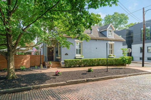 33 E Frankfort St, Columbus, OH, 43206-1045 | Card Image