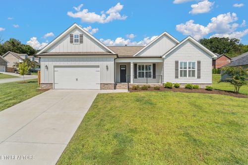8107 Chapel Hill Ln, Knoxville, TN, 37938-3339 | Card Image