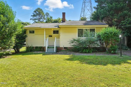912 Dixie Trl, Raleigh, NC, 27607-6840 | Card Image
