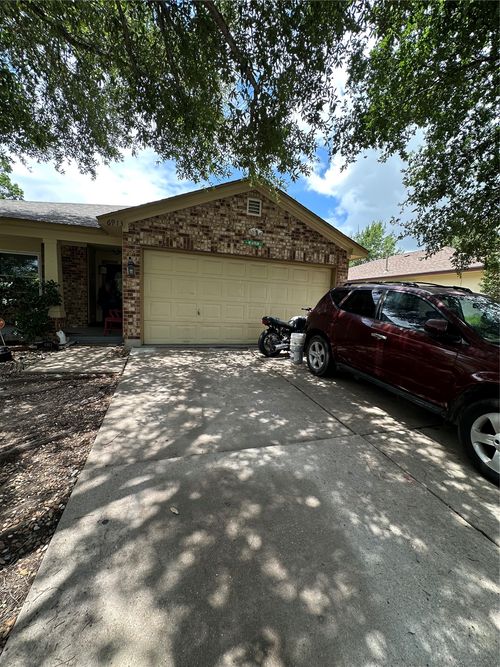 6913 Sabrina Dr, Austin, TX, 78747-3719 | Card Image