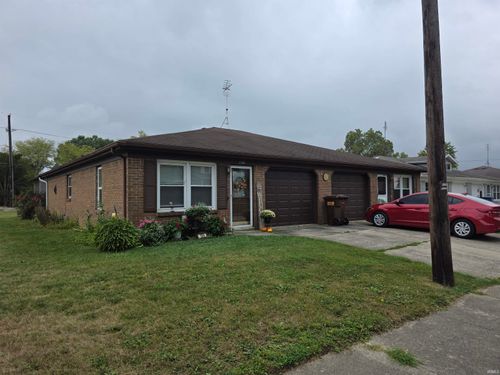 130 E Butcher St, Geneva, IN, 46740-8967 | Card Image