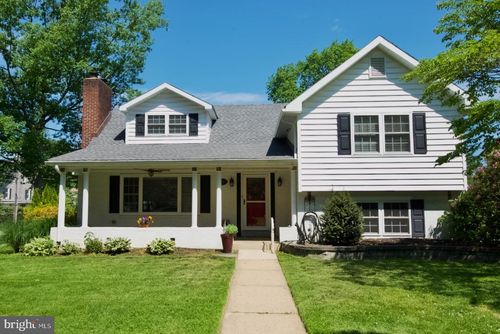 1337 Girard Ave, WYOMISSING, PA, 19610-2419 | Card Image