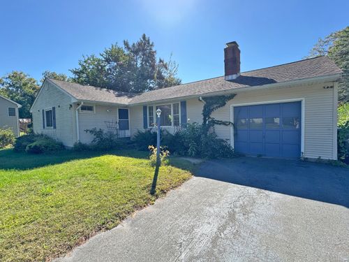 3 Pleasant St, East Windsor, CT, 06088-9541 | Card Image