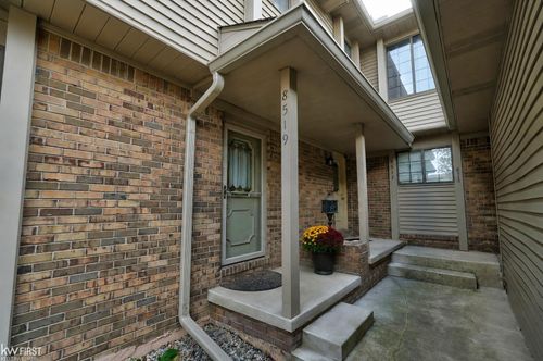 8519 Pepper Ridge Drive, Grand Blanc Charter Township, MI, 48439 | Card Image
