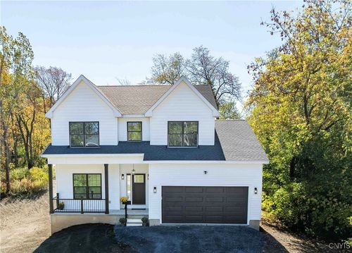 4792 Countryside Dr, Syracuse, NY, 13215-9702 | Card Image