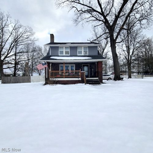 2407 Southway St Sw, Massillon, OH, 44646-8836 | Card Image