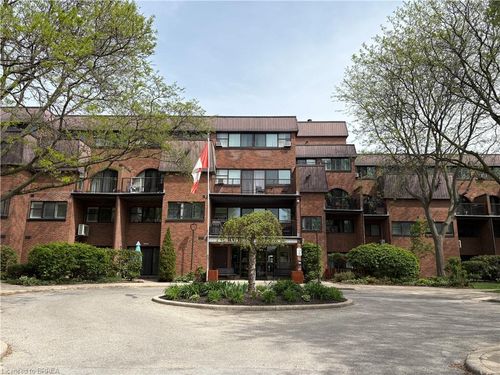 110-36 Hayhurst Rd, Brantford, ON, N3R6Y9 | Card Image