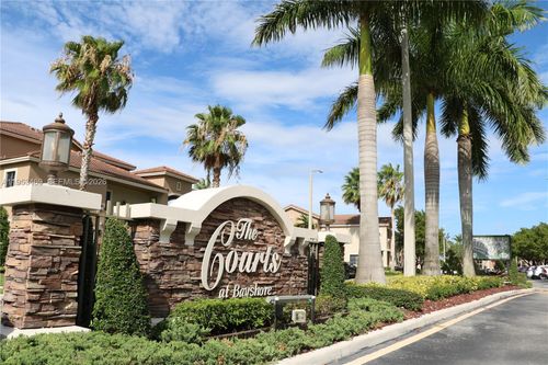 25-22501 Sw 88th Pl, Cutler Bay, FL, 33190-2014 | Card Image