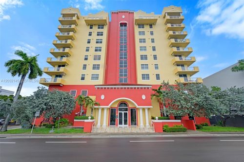 708-215 Sw 42nd Ave, Coral Gables, FL, 33134-1730 | Card Image