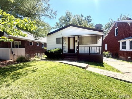 7040 Julian Ave, University City, MO, 63130-1938 | Card Image