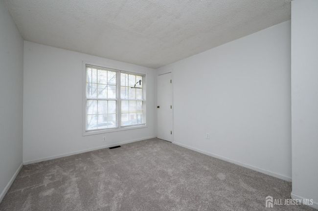 641 Lamberton St, House other with 3 bedrooms, 2 bathrooms and null parking in Trenton NJ | Image 26