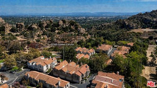 22365 Golden Canyon Circle, Los Angeles, CA, 91311 | Card Image