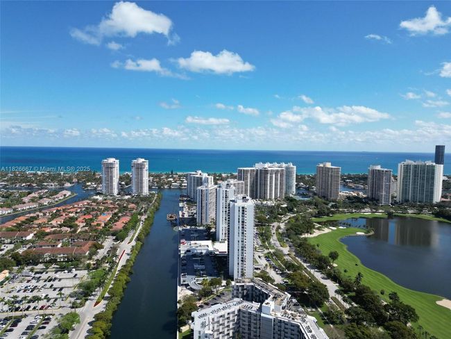 APT-1906 - 3675 N Country Club Dr, Condo with 2 bedrooms, 2 bathrooms and null parking in Aventura FL | Image 56