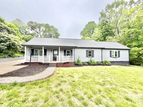 1586 Kenlane Dr, Hickory, NC, 28601-8114 | Card Image