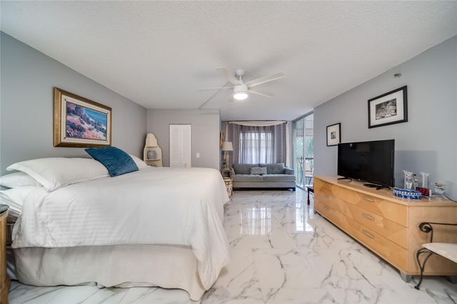 MASTER BEDROOM | Image 25