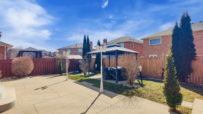 180 Kingknoll Dr, House other with 8 bedrooms, 4 bathrooms and 2 parking in Brampton ON | Image 49