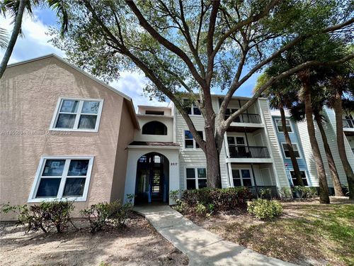 apt-22-2317 N Congress Ave, Boynton Beach, FL, 33426-8651 | Card Image