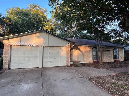 6904 Echo Hill Dr, Watauga, TX, 76148-2018 | Card Image