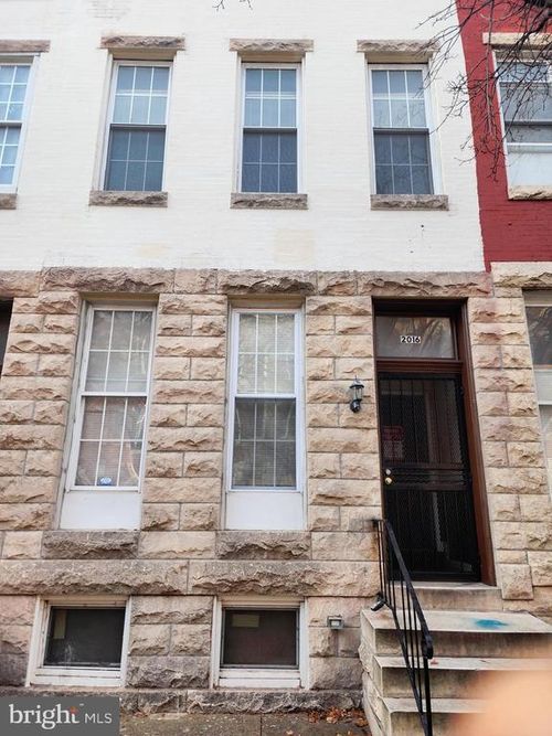 a-2018 Mcculloh St, BALTIMORE, MD, 21217-3561 | Card Image