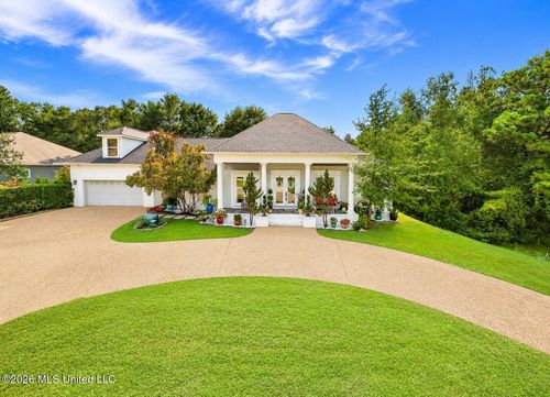 13086 Riverwalk Cir, D'Iberville, MS, 39540-7770 | Card Image