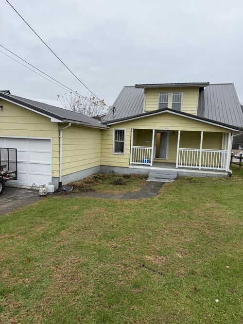 405 Depot Rd, Paintsville, KY, 41240-1400 | Card Image