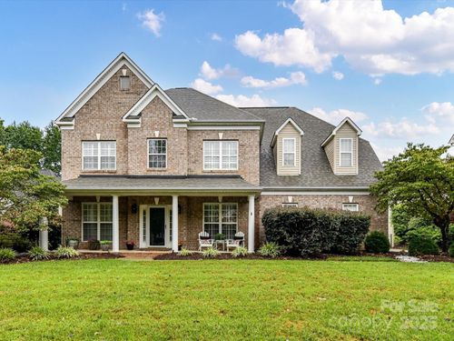 578 Ambergate Pl Nw, Concord, NC, 28027-6540 | Card Image