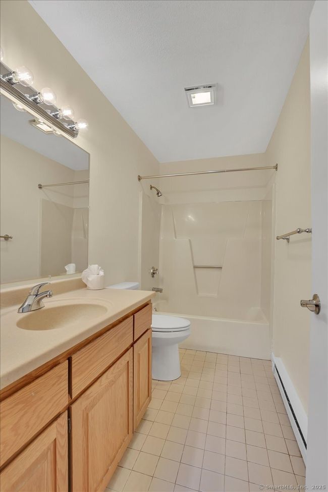 APT-7 - 10 Cianci Ave, Condo with 2 bedrooms, 2 bathrooms and null parking in Plainville CT | Image 15