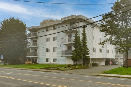203-625 Admirals Rd, Esquimalt, BC, V9A2N6 | Card Image