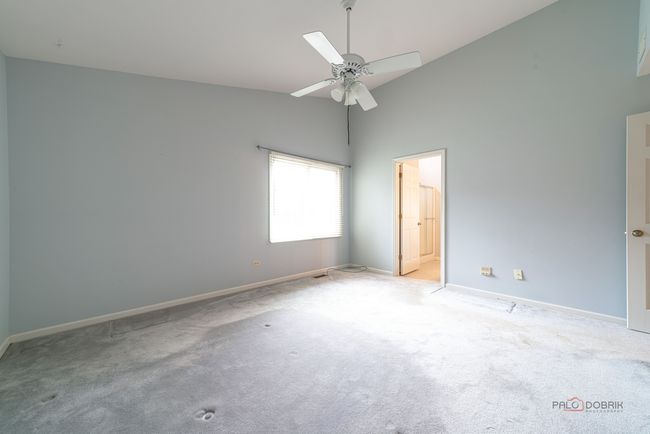 2021 Liberty Ln, House other with 3 bedrooms, 2 bathrooms and 2 parking in Gurnee IL | Image 15