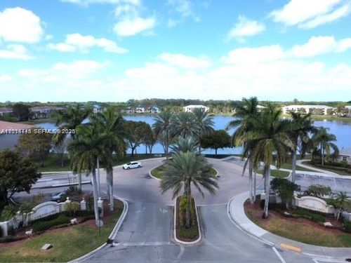 105-5025 Wiles Rd, Coconut Creek, FL, 33073-4206 | Card Image