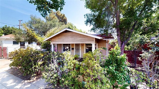 241 N Verdugo, Home with 32 bedrooms, 32 bathrooms and 3 parking in Glendale CA | Image 65