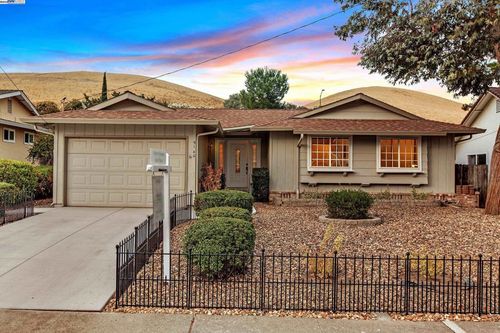 9140 Tangerine St, San Ramon, CA, 94583-3921 | Card Image