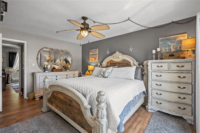 APT-334 - 4001 Beneva Rd, Townhouse with 3 bedrooms, 3 bathrooms and null parking in SARASOTA FL | Image 13