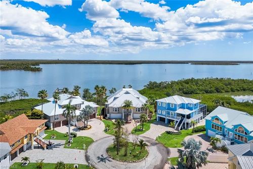 21500 - 21504 Indian Bayou Dr, FORT MYERS BEACH, FL, 33931 | Card Image