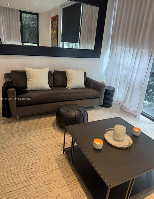 apt-8-1024 Lenox Ave, Miami Beach, FL, 33139-4828 | Card Image