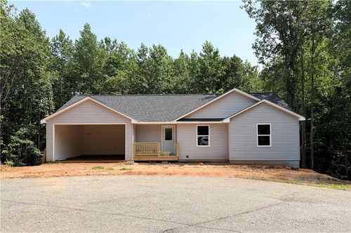 569 Day Star Ln, Mount Airy, GA, 30563-4154 | Card Image