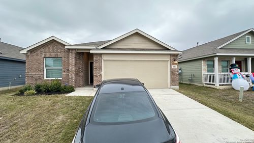 10811 Hernando Ct, Converse, TX, 78109-2850 | Card Image