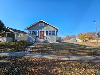 531 Indiana Ave, House other with 2 bedrooms, 1 bathrooms and null parking in Sioux Falls SD | Image 1