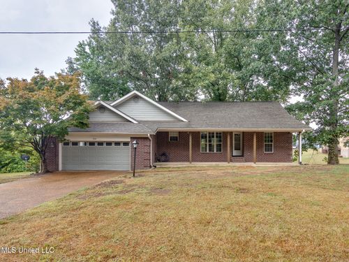 104 Blue Lake Cv, Lake Cormorant, MS, 38641-9420 | Card Image