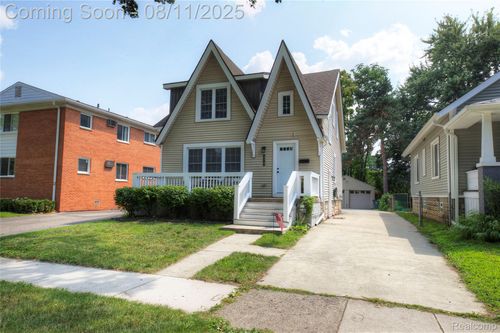 478 E Breckenridge St, Ferndale, MI, 48220-1304 | Card Image