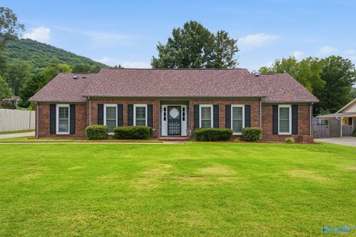 1710 Willowbrook Drive, Huntsville, AL, 35802 | Card Image