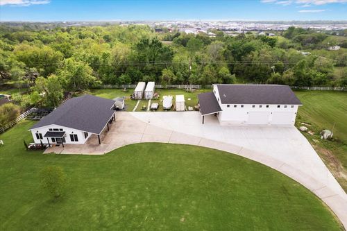17810 County Road 125, Pearland, TX, 77581-6433 | Card Image