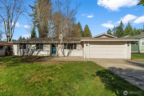 51 Ne Riverhill Ln, Belfair, WA, 98528-9629 | Card Image